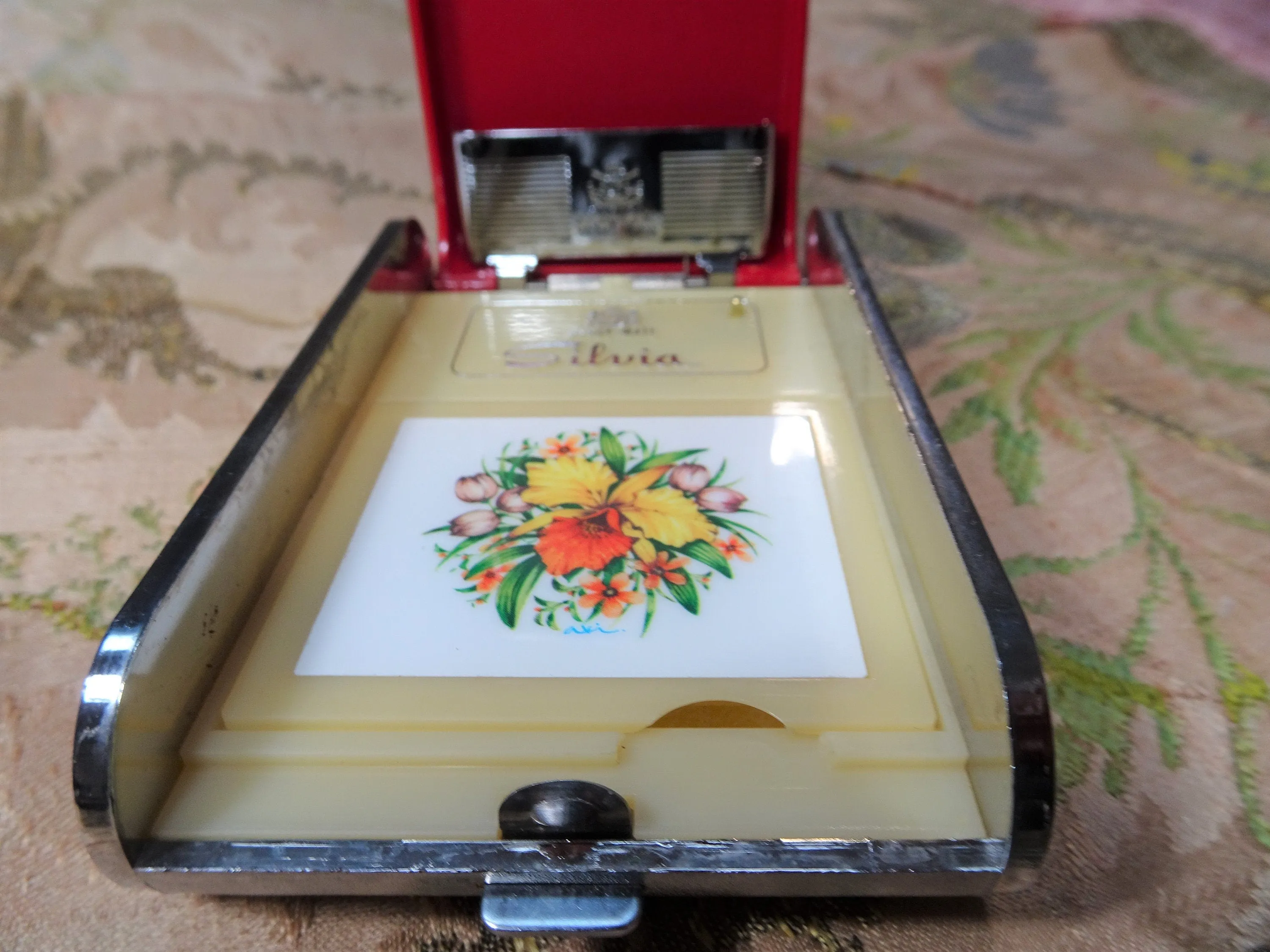 RARE Vintage Musical Powder Compact,Combination Cigarette Case,Dandy Mate Silvia,Music Box,Cigarette Holder,Collectible Powder Compacts